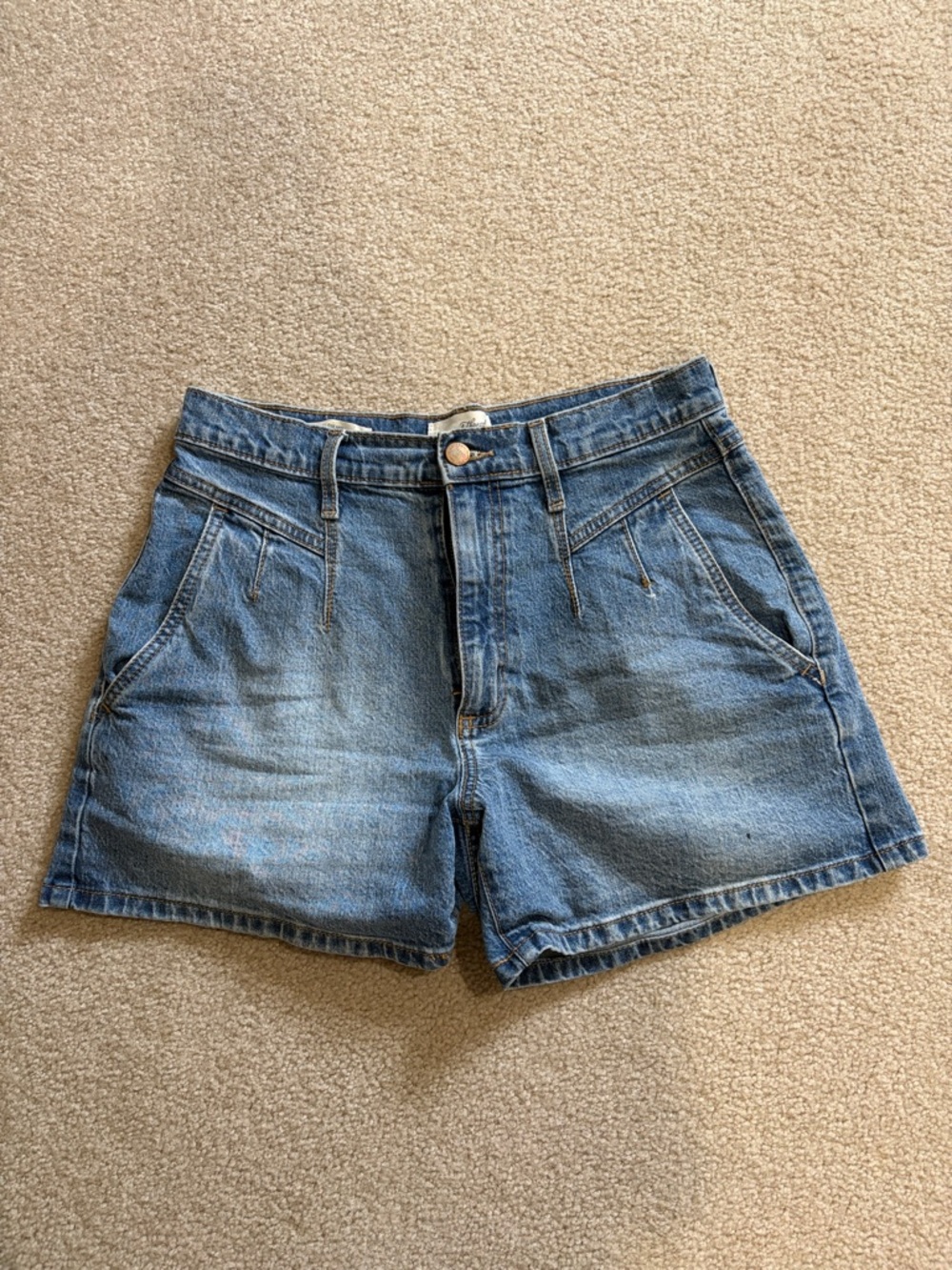 Universal Thread Light Blue High-Rise Denim Shorts